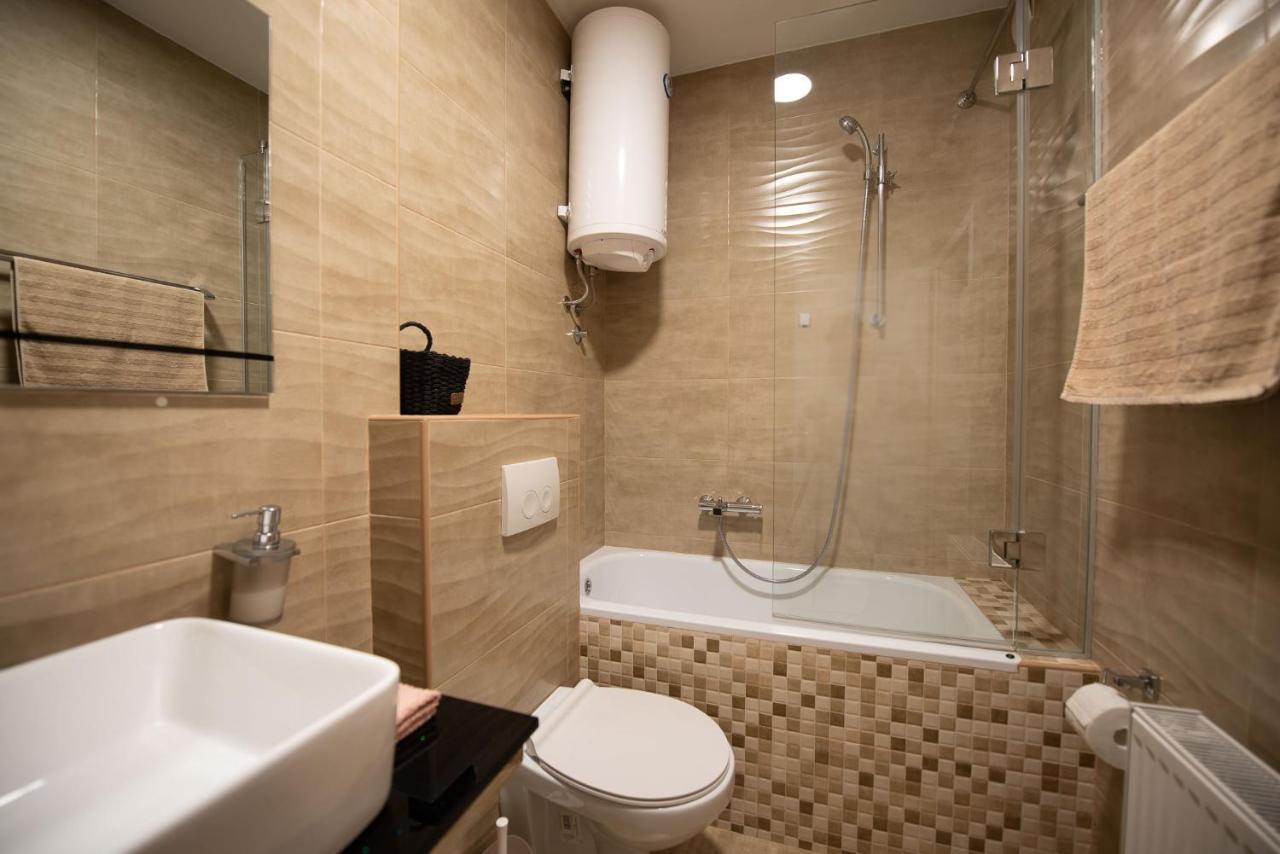 Ema Central Apartment Novi Sad Extérieur photo